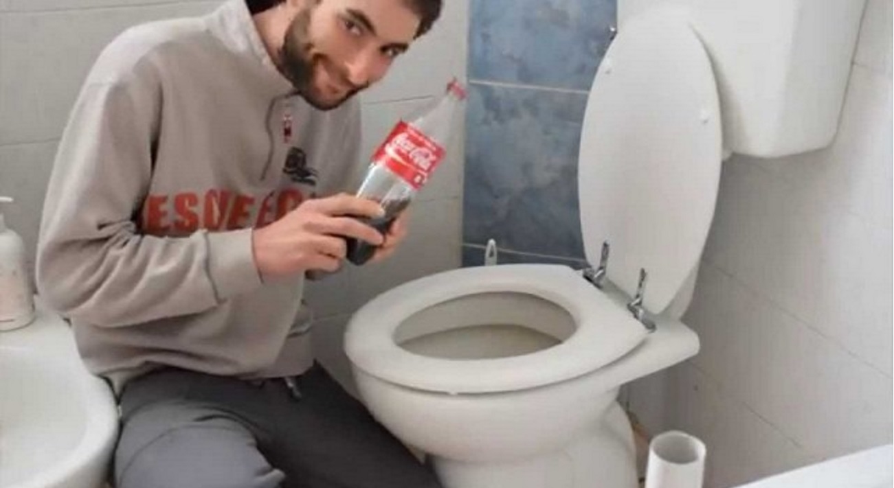Coca cola usi alternativi in casa Coca cola usi alternativi in casa