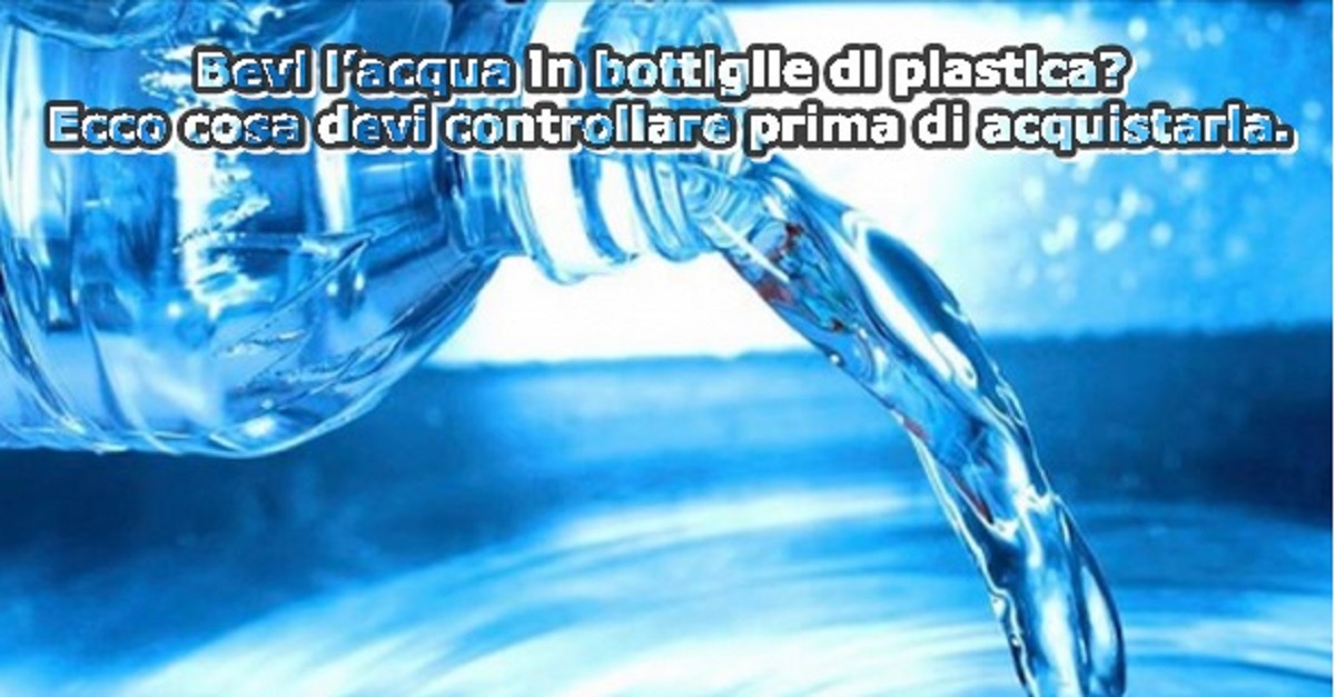 sicurezza acqua-in-bottiglie-di-plastica