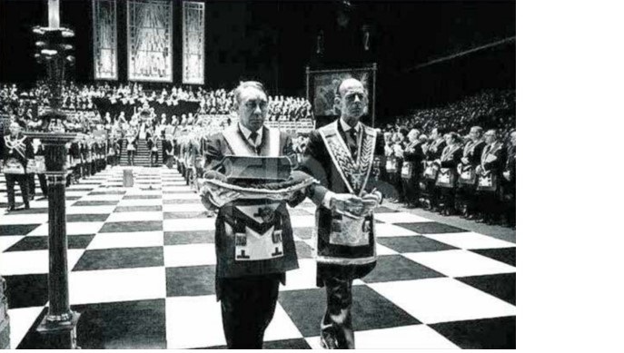 Cos'è la massoneria? Ecco il video che lo spiega alla perfezione