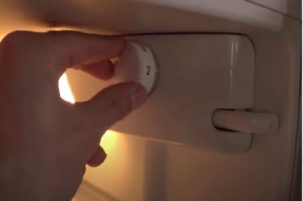 Regolazione temperatura frigorifero