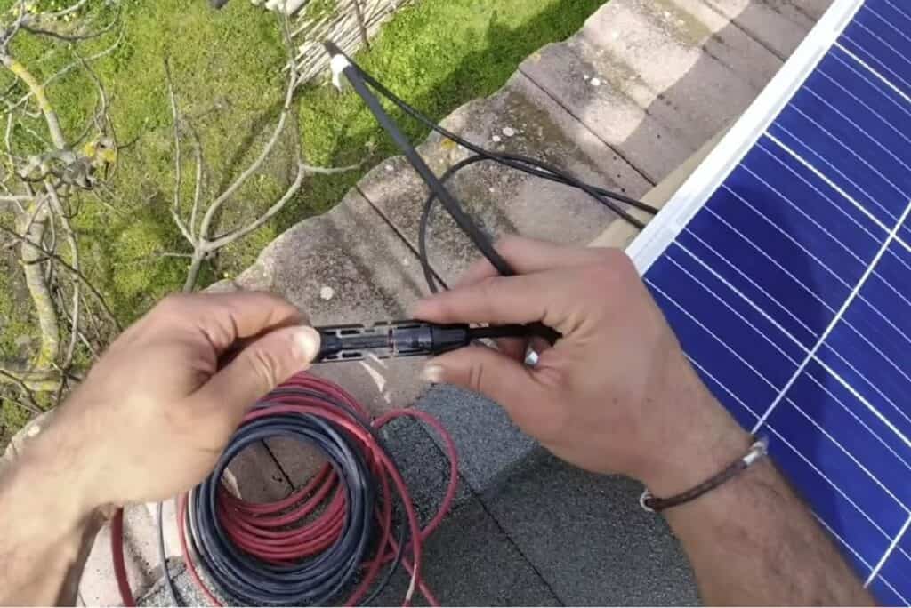 Collegamento pannello solare