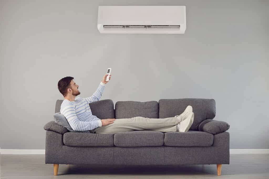 Condizionatore d'aria in soggiorno