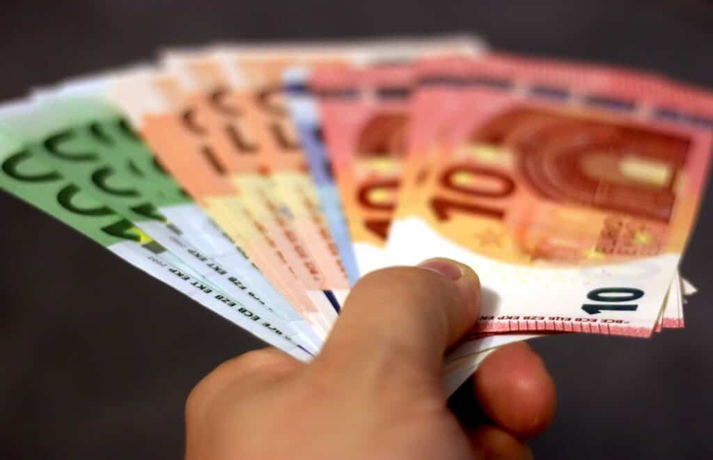 Pensione con uno stipendio medio di 1500 euro al mese
