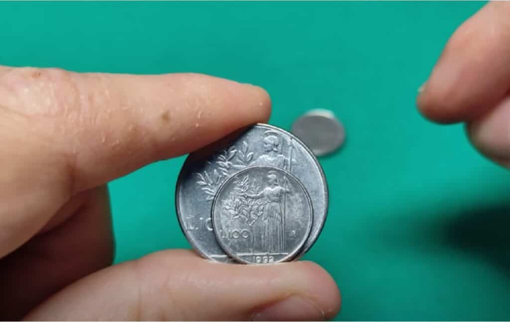 Il sorprendente valore in crescita delle 100 Lire Minerva piccole del 92