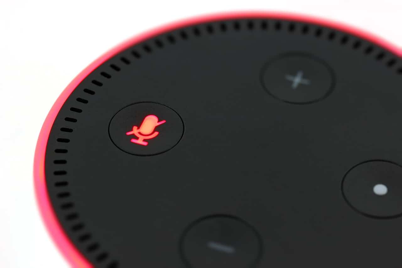 Alexa ascolta sempre le nostre conversazioni private Ecco perché fare attenzione