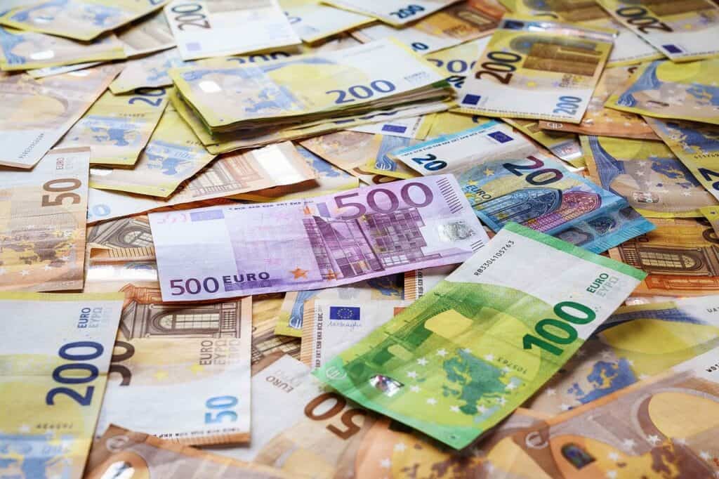 Quanti contanti si possono possedere in casa secondo la legge
